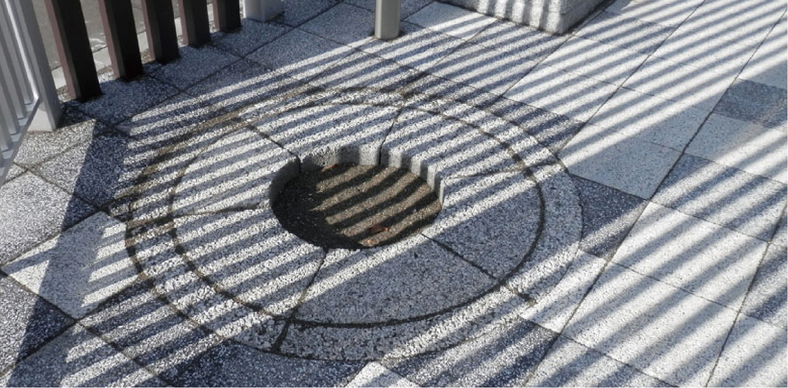 透水性ツリーサークル
